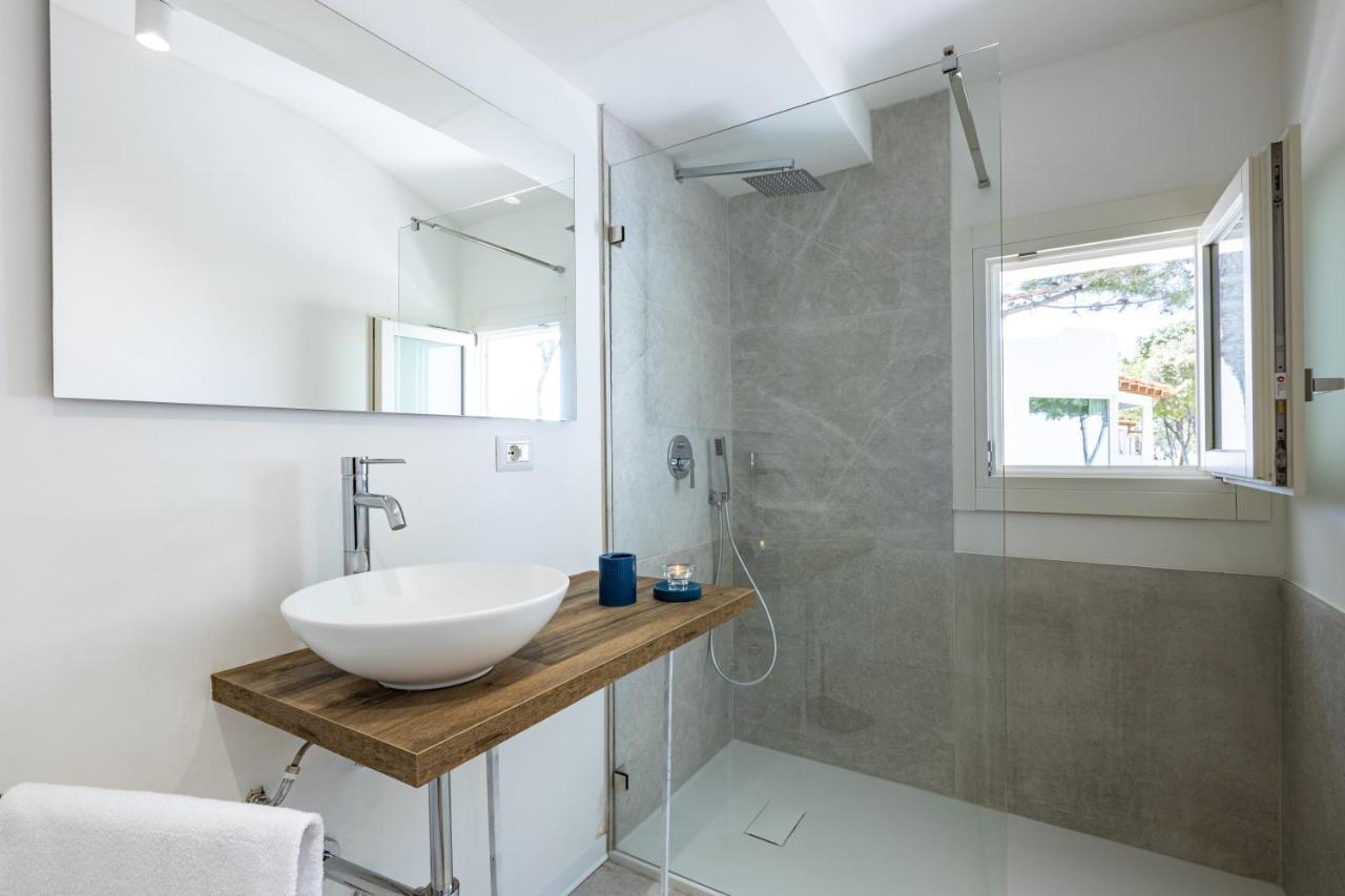 Deluxe Suite Spa Bath