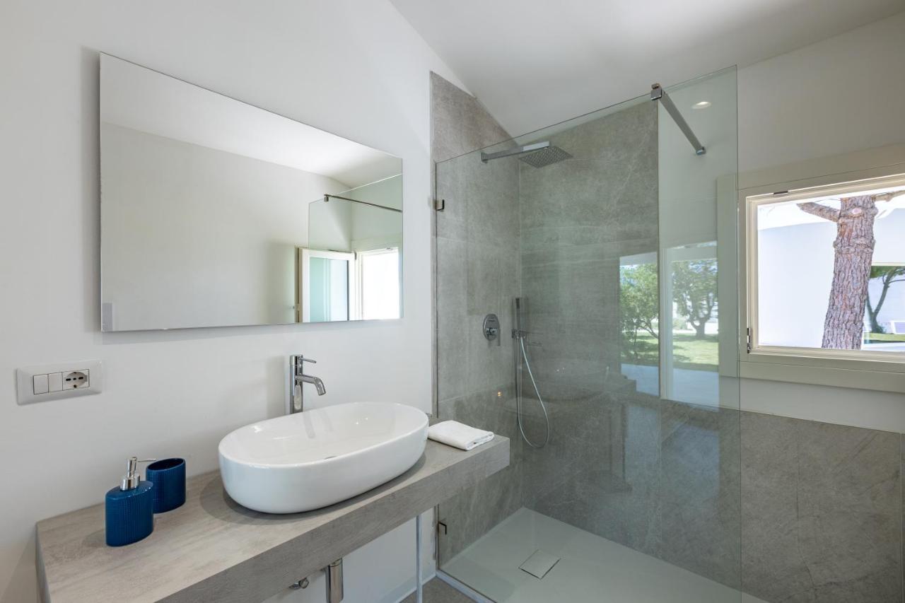 Deluxe Suite Spa Bath